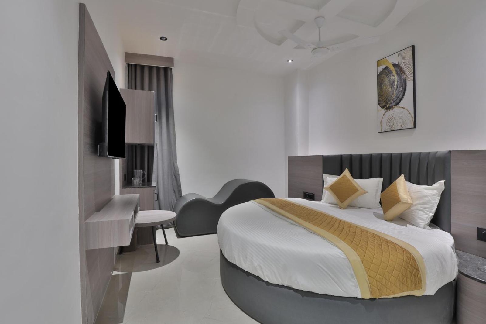 Hotel Legacy أحمد أباد المظهر الخارجي الصورة