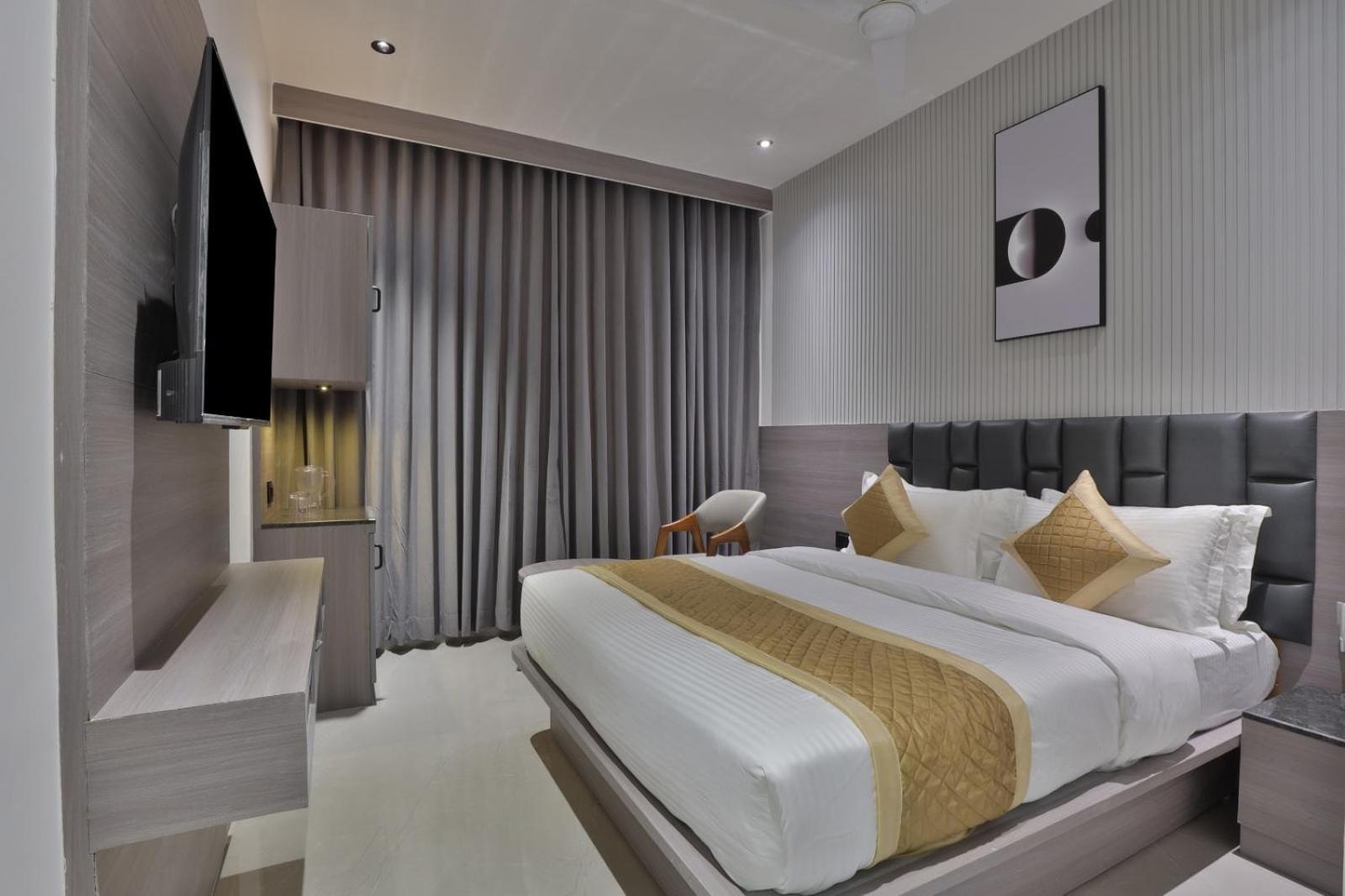 Hotel Legacy أحمد أباد المظهر الخارجي الصورة