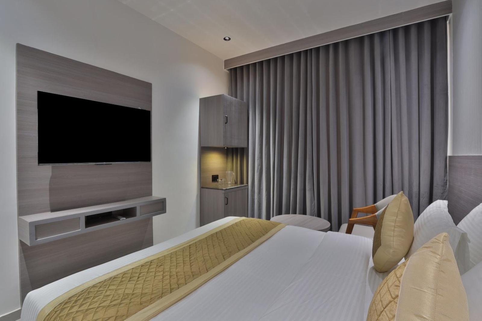 Hotel Legacy أحمد أباد المظهر الخارجي الصورة